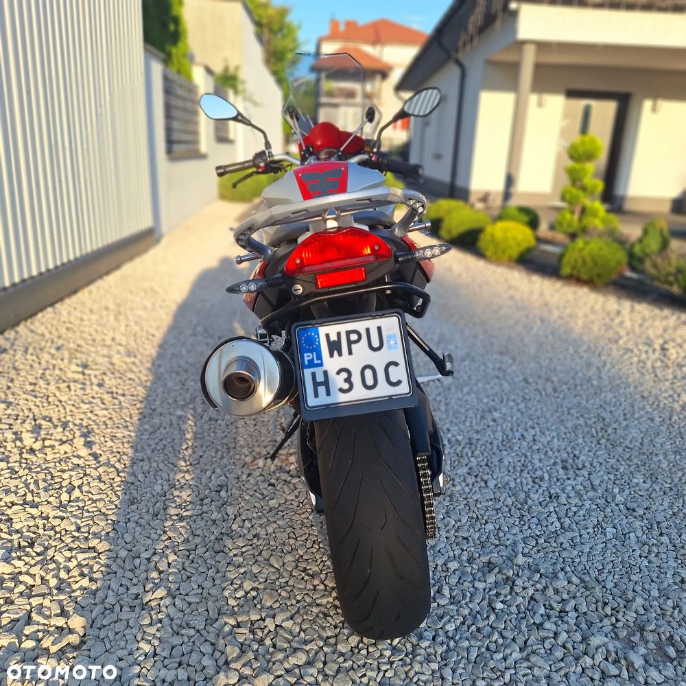 BMW F - 14