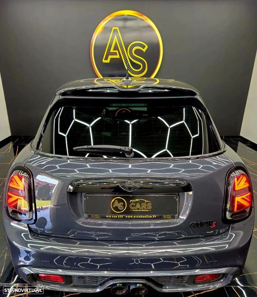 MINI 5 Portas Cooper S Aut. - 25