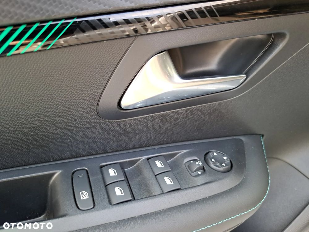 Peugeot 208 1.2 PureTech Allure S&S - 22