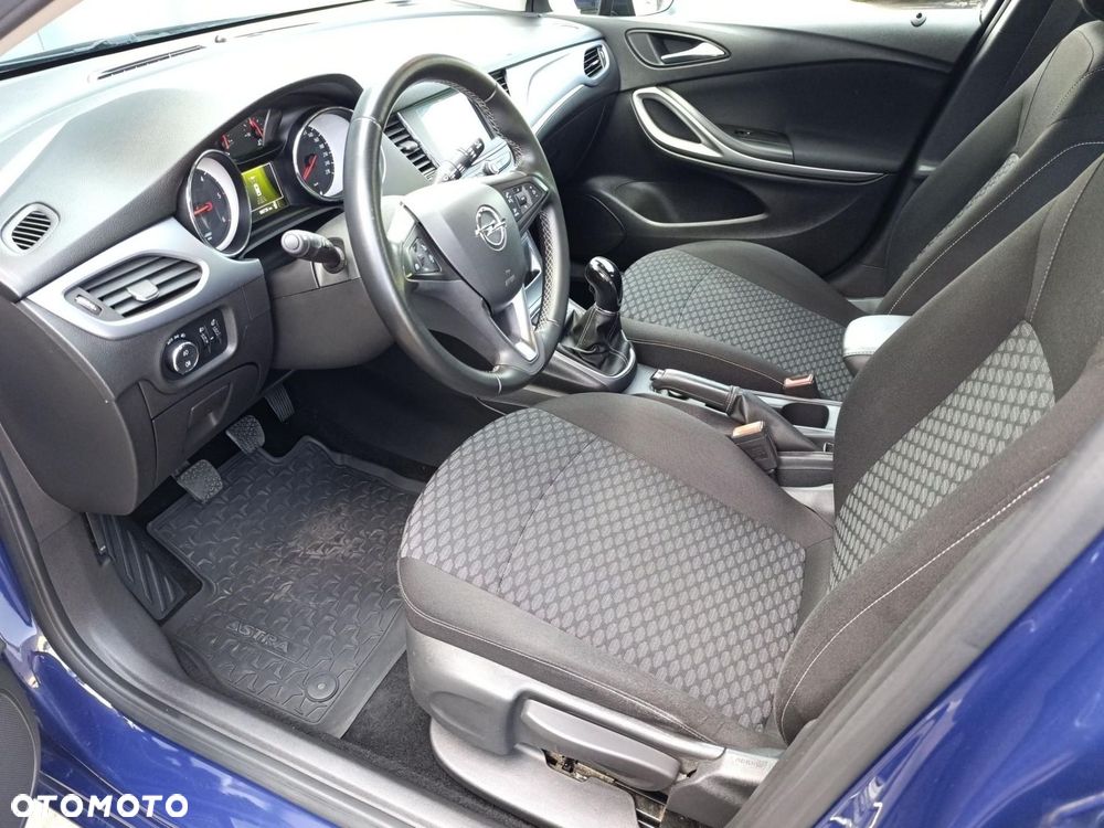 Opel Astra - 10