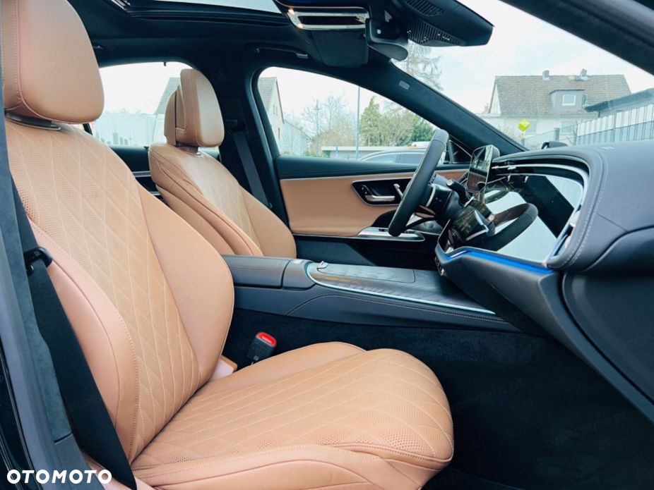 Mercedes-Benz Klasa E 220 d mHEV 4-Matic AMG 9G-Tronic - 8