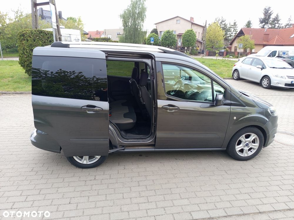 Ford Tourneo Courier - 4