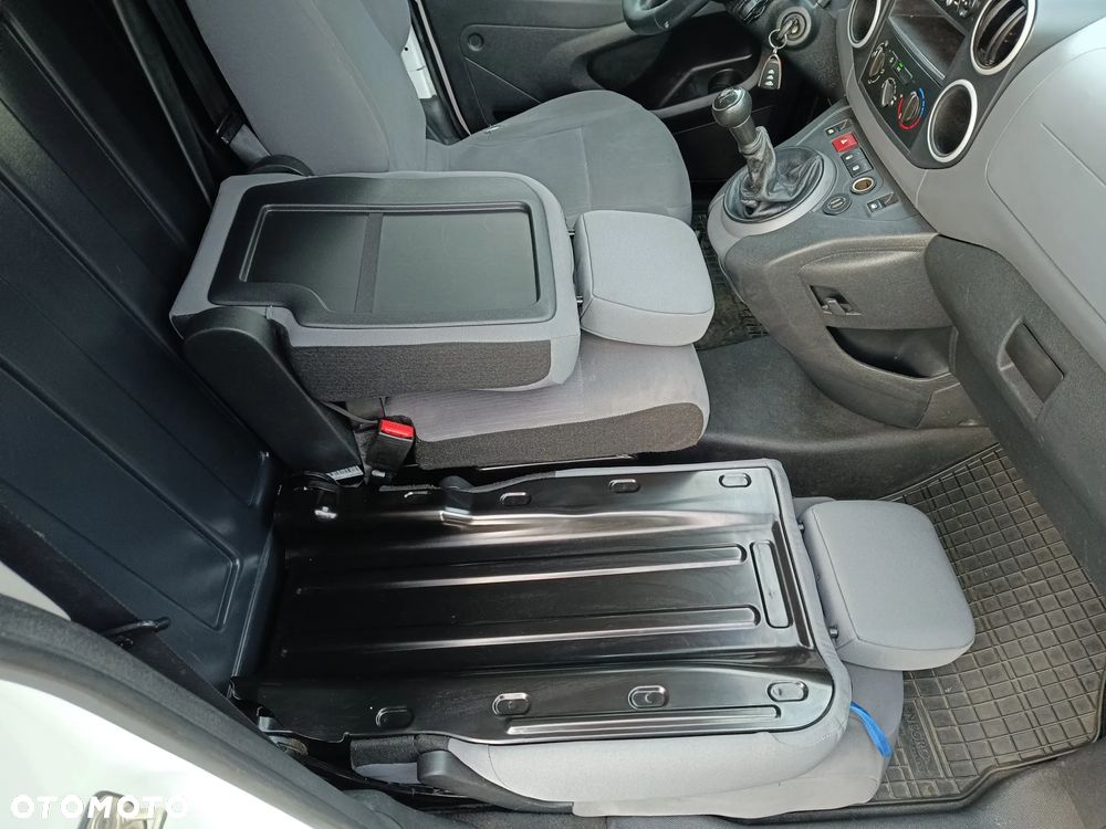 Peugeot Partner - 27