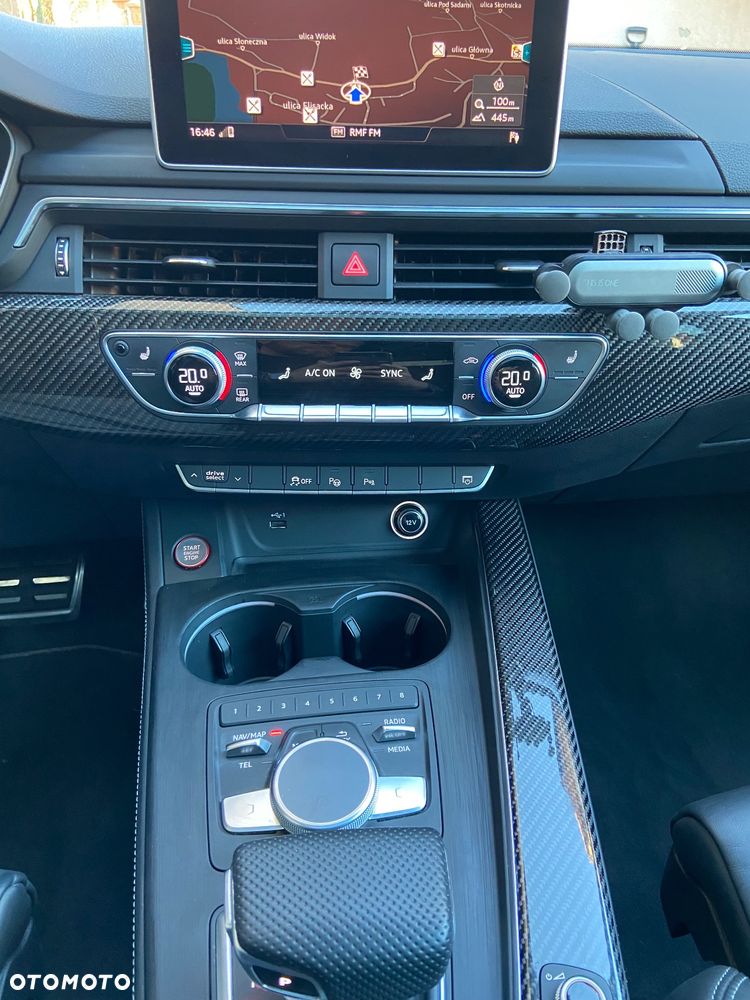 Audi RS5 Coupé - 12