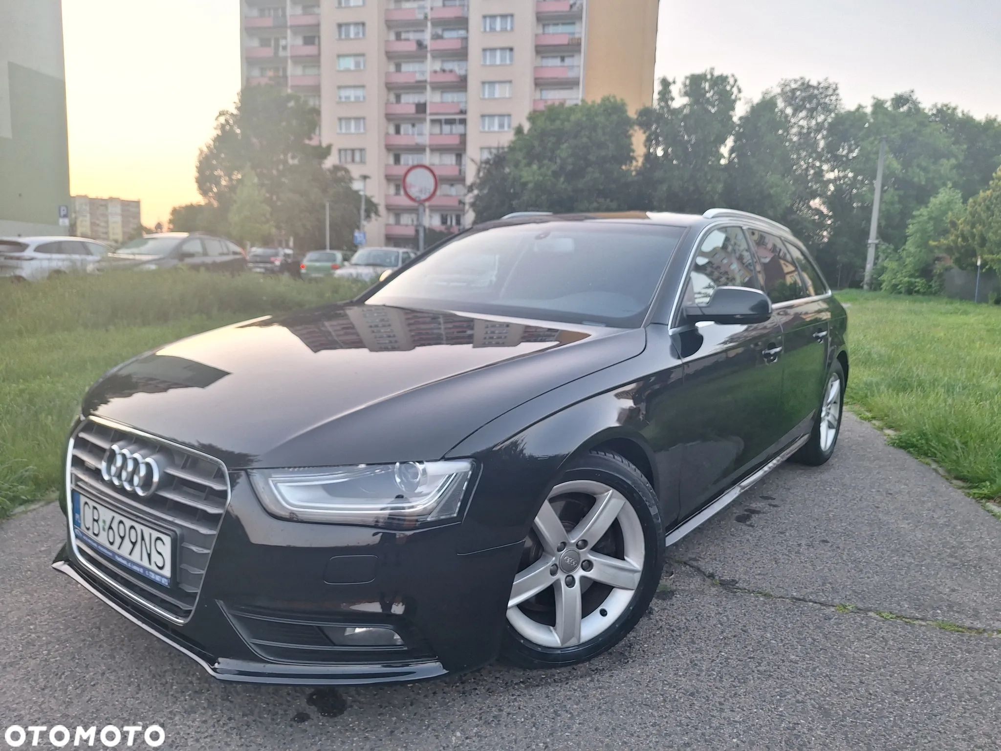 Audi A4 2.0 TDI Quattro Line S tronic - 1
