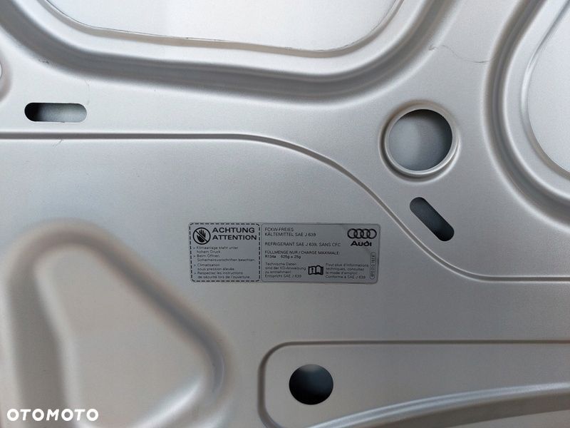 MASKA POKRYWA AUDI A3 8P0 MAŁY GRILL 03- ORG ŁADNA - 8