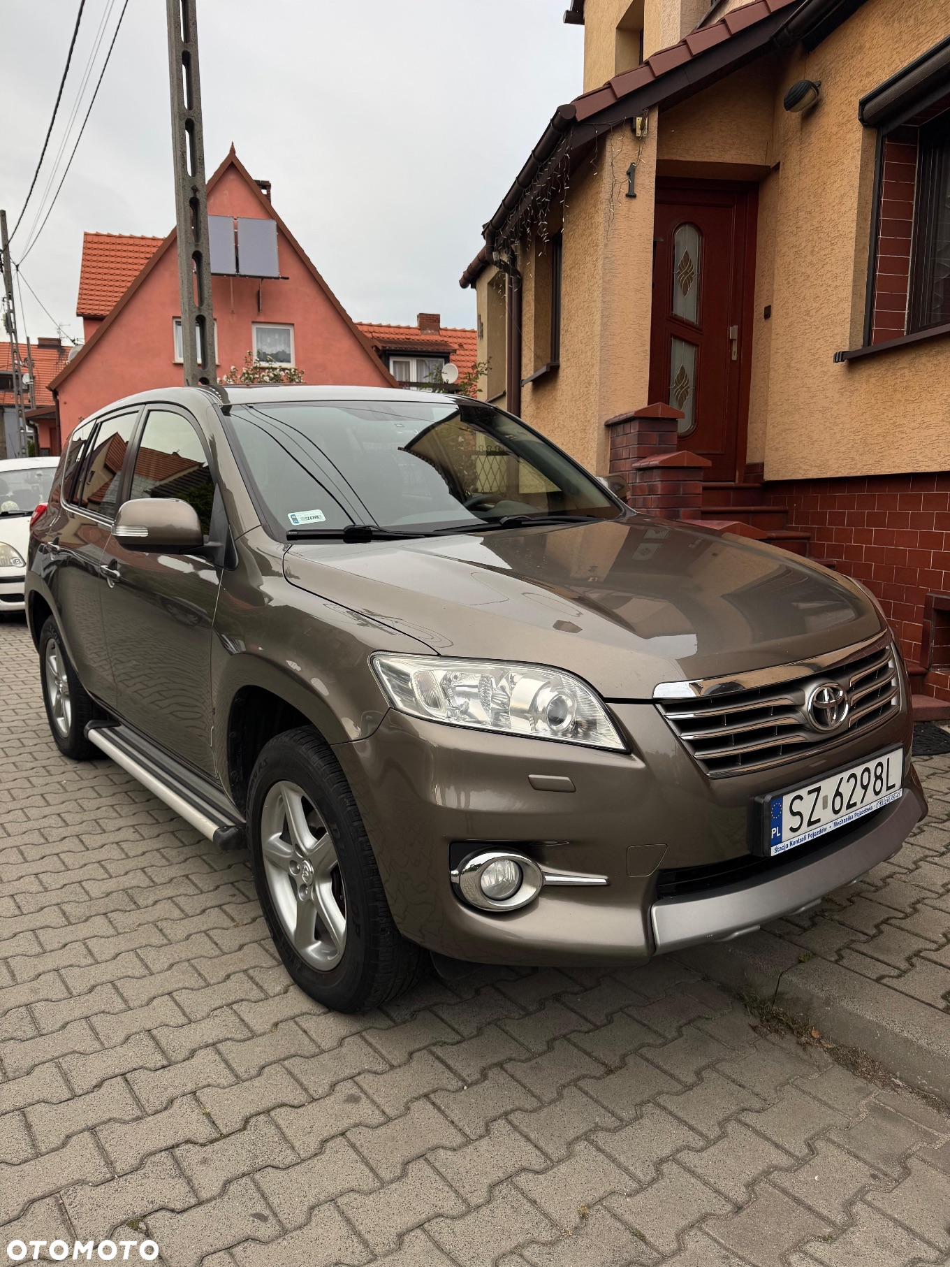 Toyota RAV4 - 3