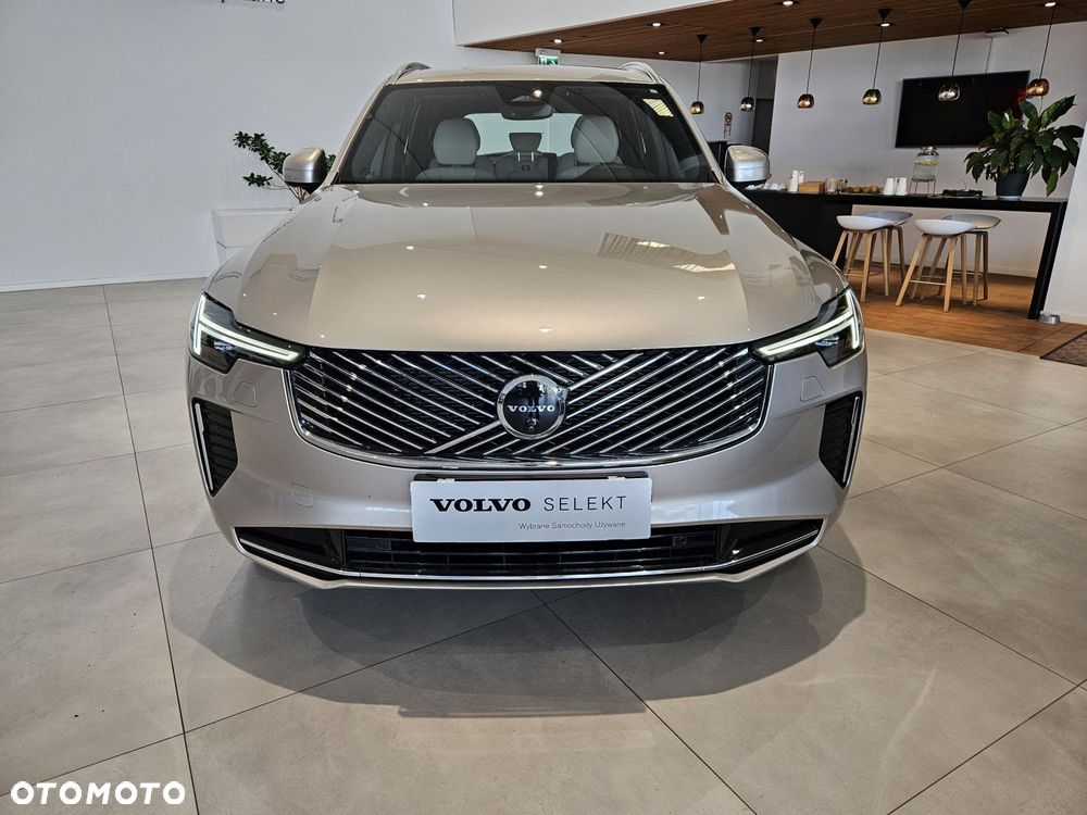 Volvo XC 90 - 3