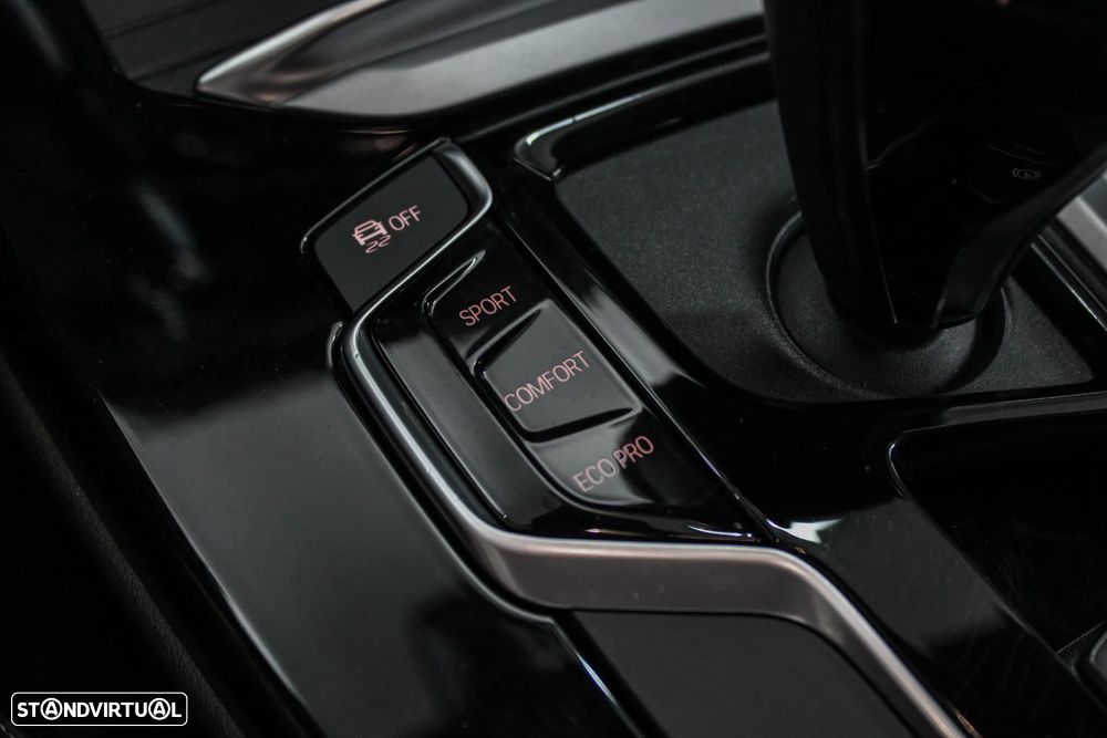 BMW X3 18 d sDrive Ed. L.Style Auto - 44