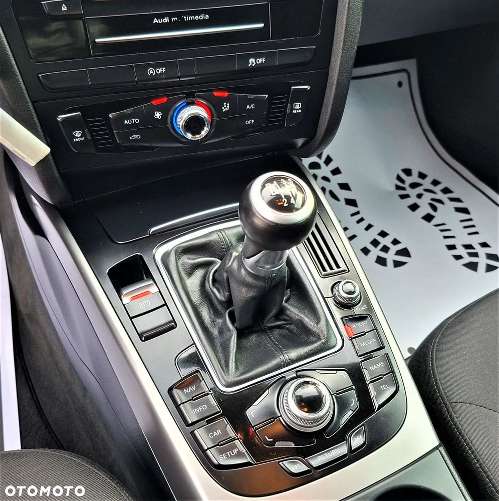 Audi A4 Limousine 2.0 TDI Limited Edition - 26