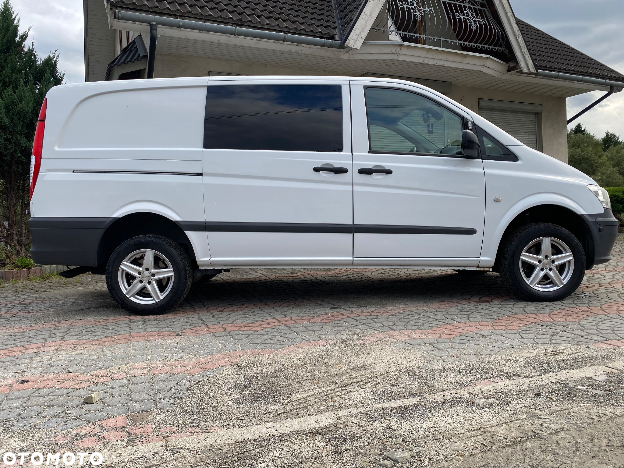 Mercedes-Benz Vito 4x4 LONG 4 matic 136KM - 5