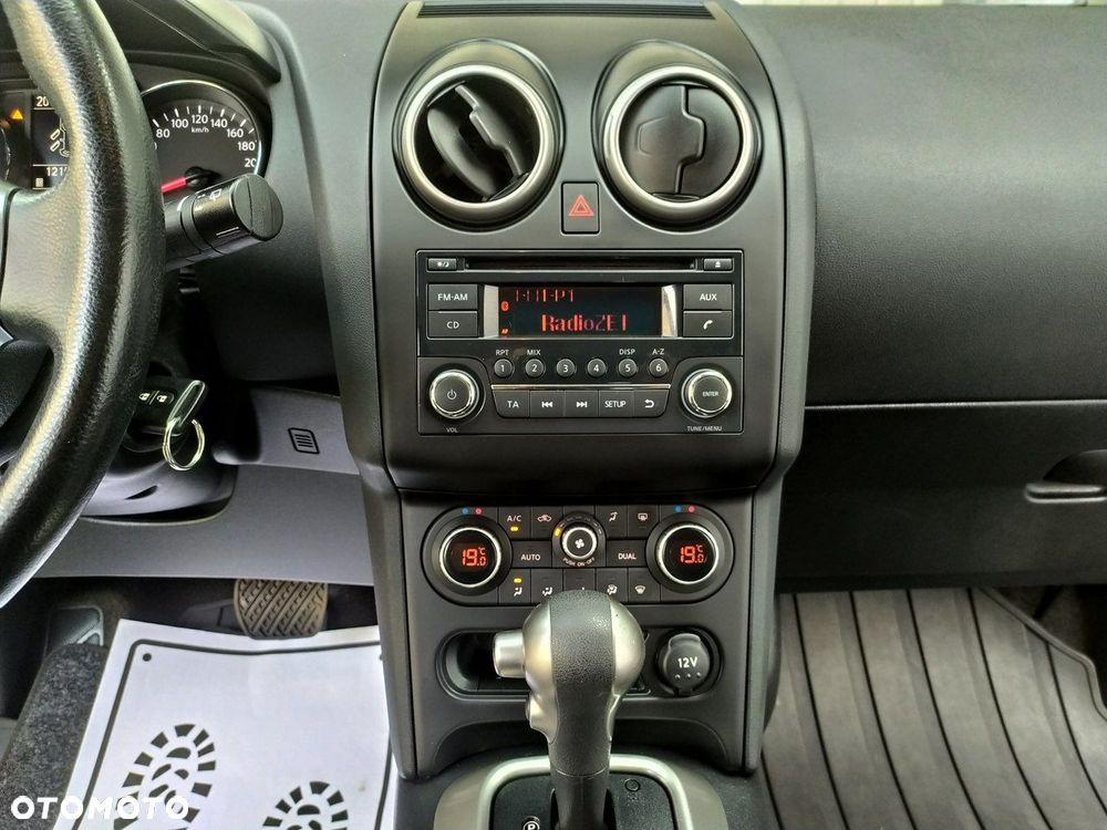 Nissan Qashqai 1.6 Acenta CVT - 19