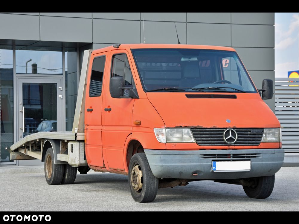 Mercedes-Benz Sprinter - 1