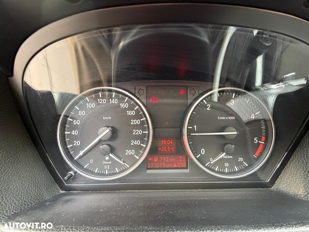 BMW Seria 3 320d - 12