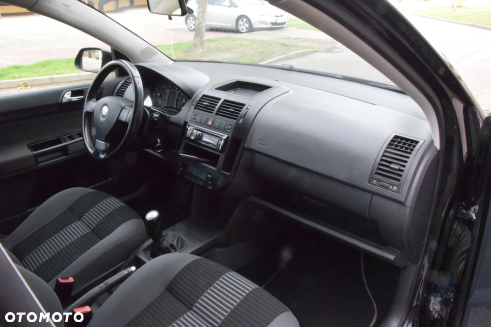 Volkswagen Polo 1.2 United - 24