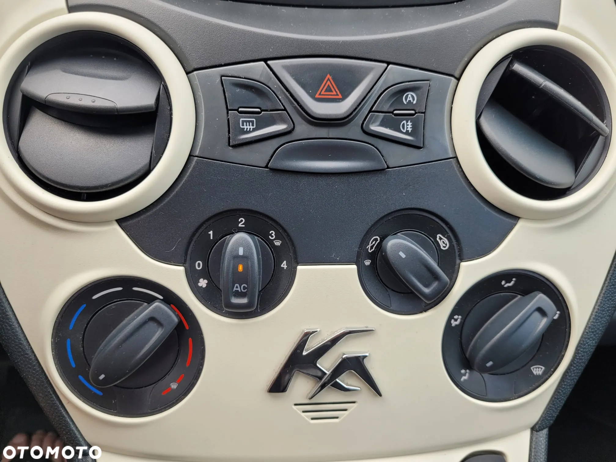 Ford KA 1.2 Digital - 15