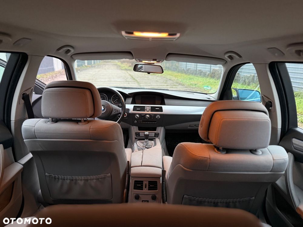 BMW Seria 5 530i xDrive Edition Sport - 12