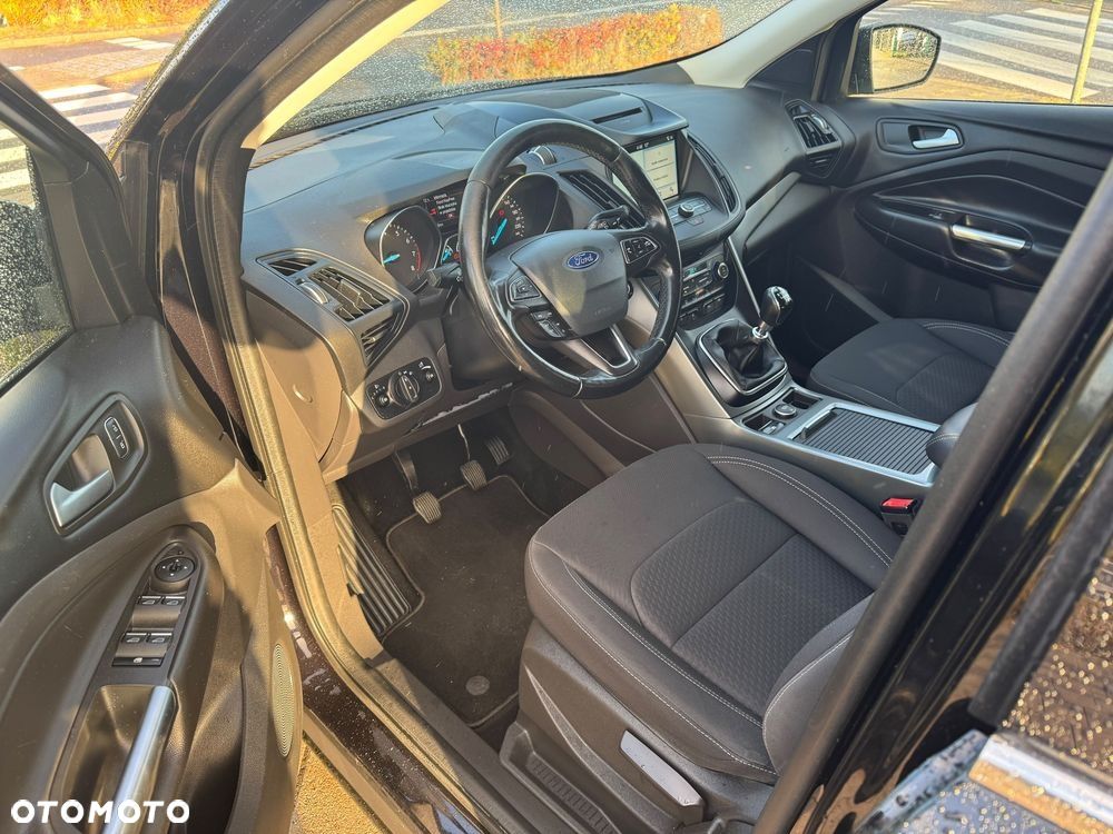 Ford Kuga 1.5 EcoBoost 2x4 Titanium - 15
