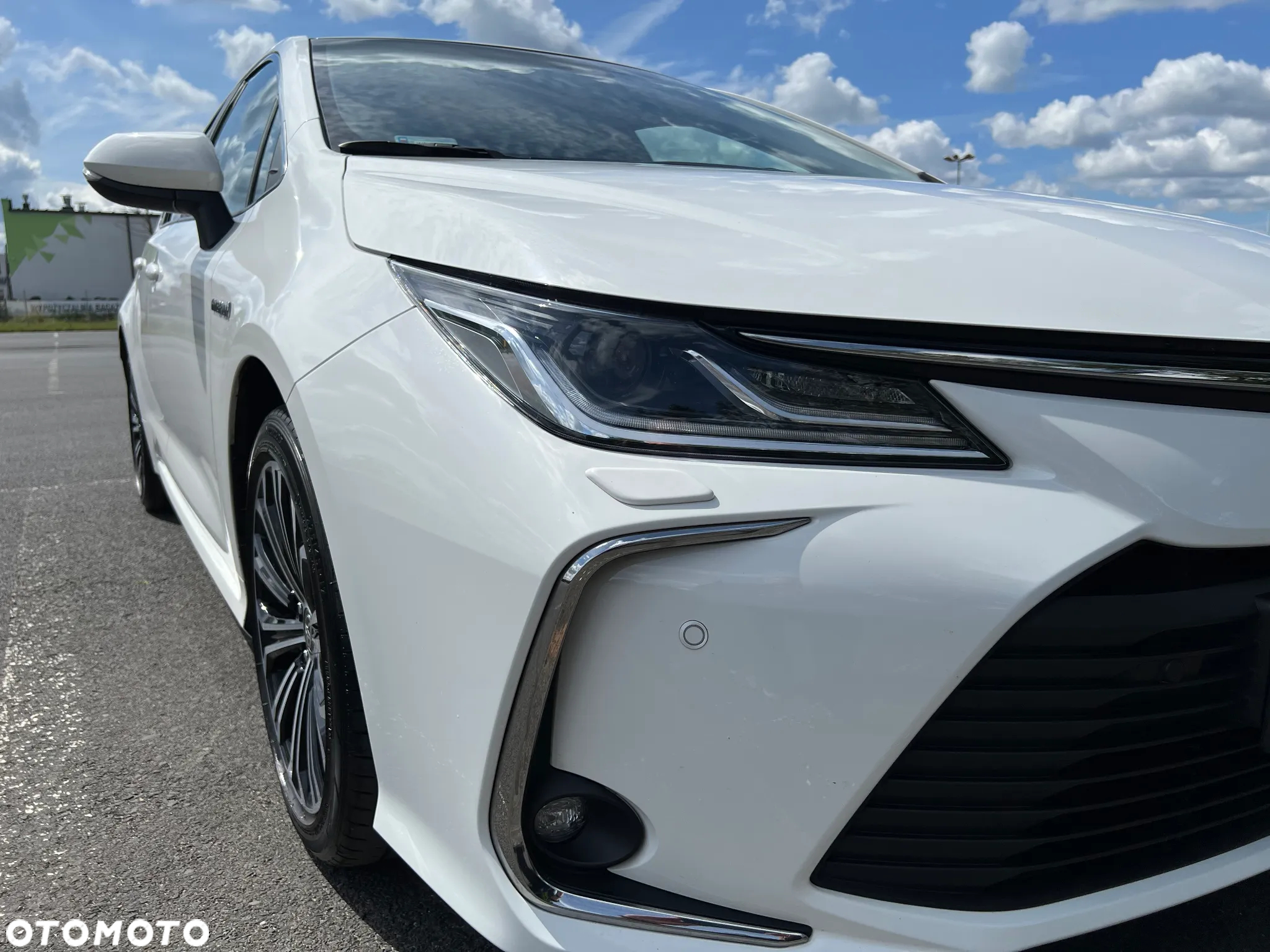 Toyota Corolla 1.8 Hybrid Comfort - 12