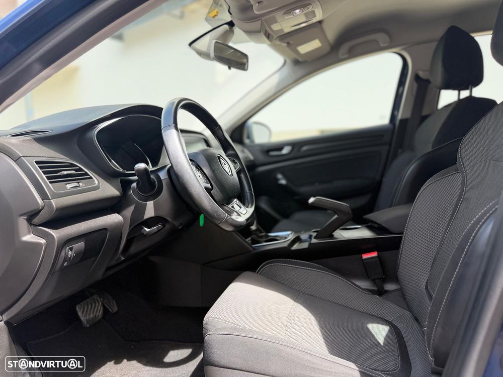 Renault Mégane Sport Tourer ENERGY dCi 110 EDC LIMITED - 17