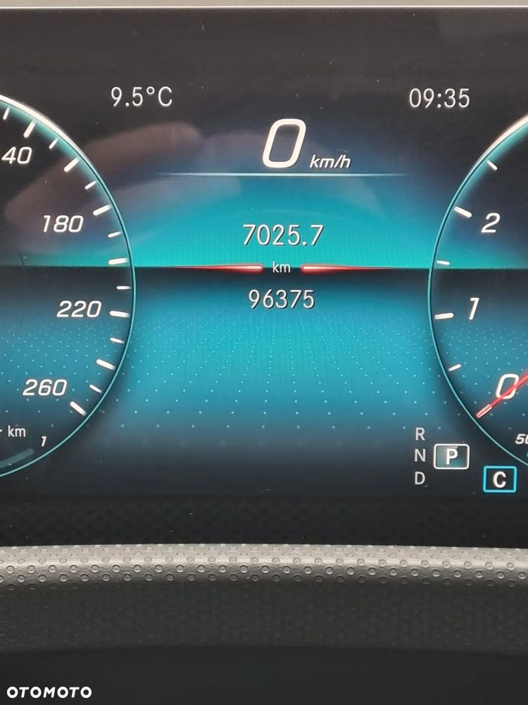 Mercedes-Benz CLA 220 7G-DCT AMG Line - 16