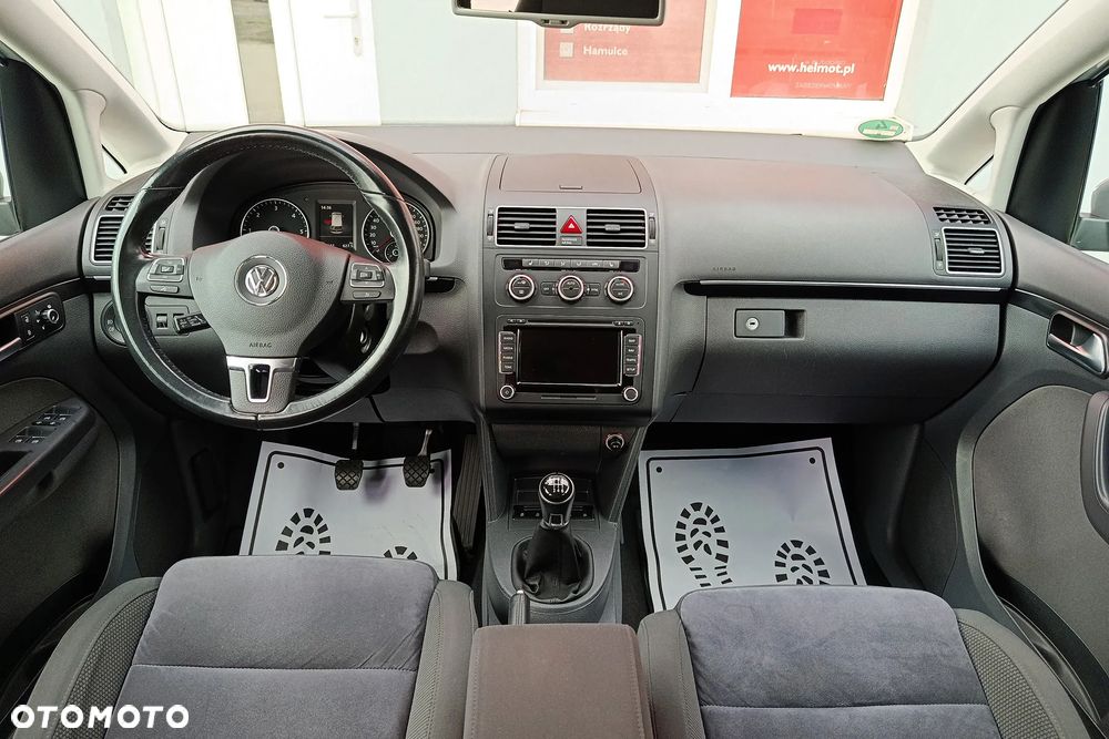 Volkswagen Touran 2.0 TDI DPF Comfortline - 29