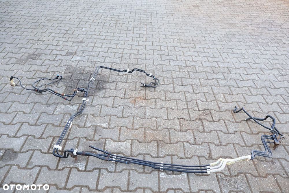 TOYOTA LAND CRUISER 200 4.5 V8 08-11 PRZEWODY PALIWA - 1