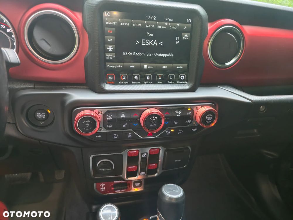 Jeep Wrangler - 21