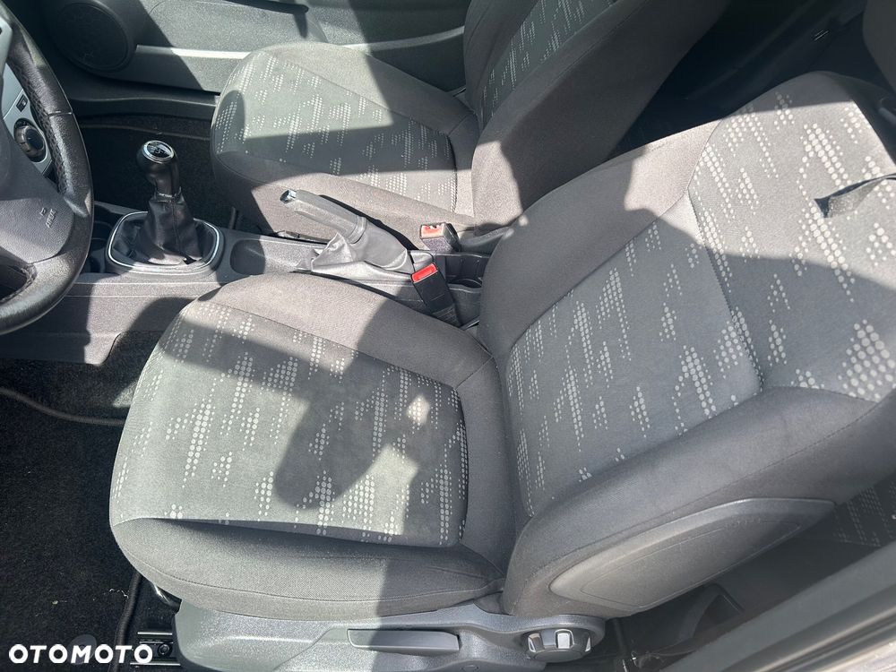 Opel Corsa 1.4 16V Innovation 110 Jahre - 10