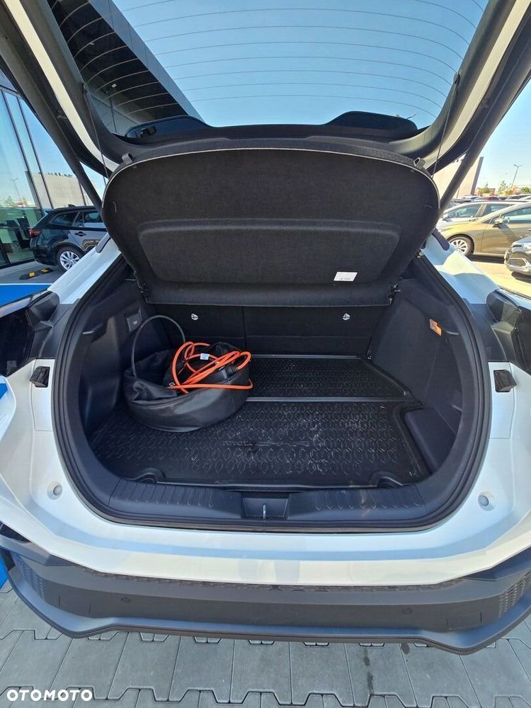 Toyota C-HR - 14