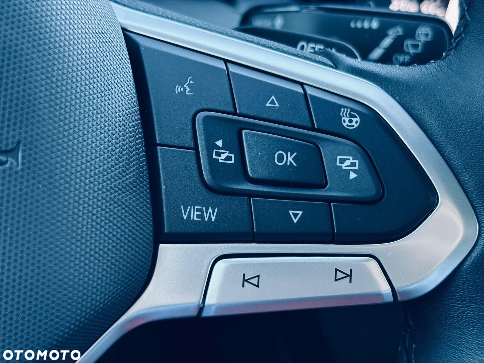 Volkswagen Golf - 26