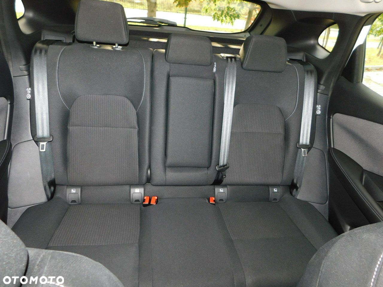 Nissan Qashqai - 12