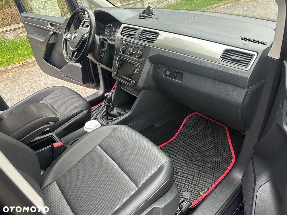 Volkswagen Caddy Maxi 2.0 TDI Trendline Mixt - 9