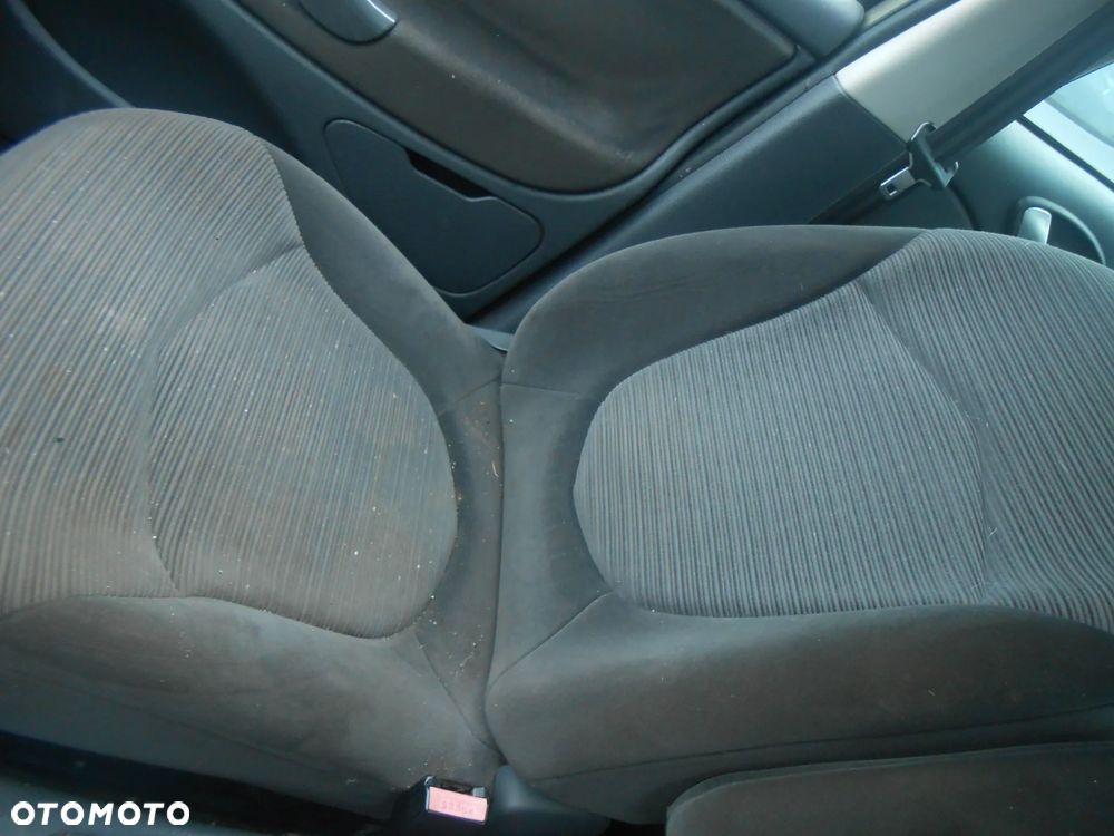 Citroen C5 2 HB 2004-2008 2.0 Benzyna LIFT Kod lakieru KEBC WERSJA EUROPA - 6