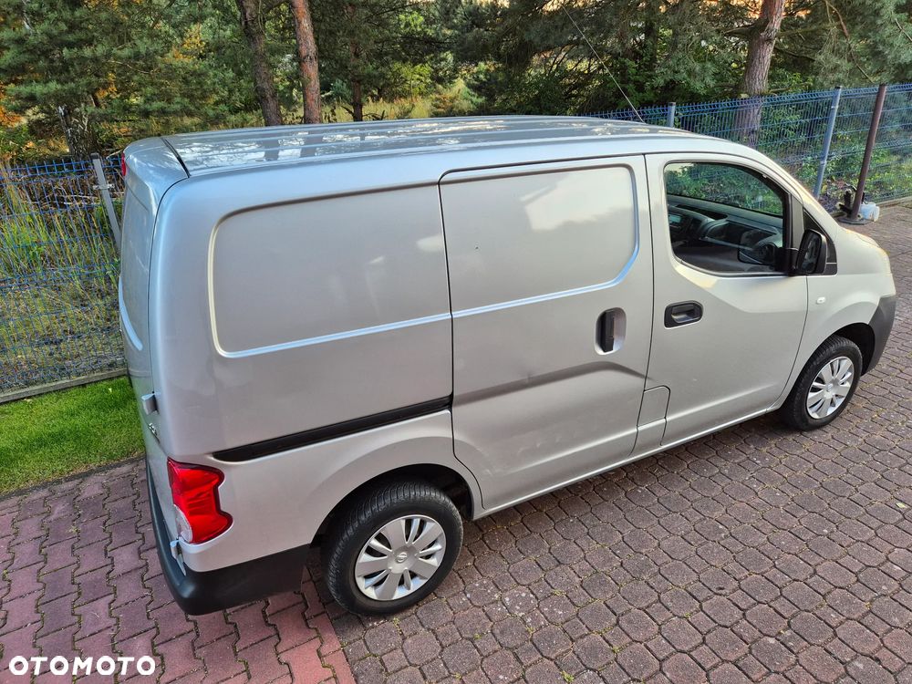Nissan NV200 - 13