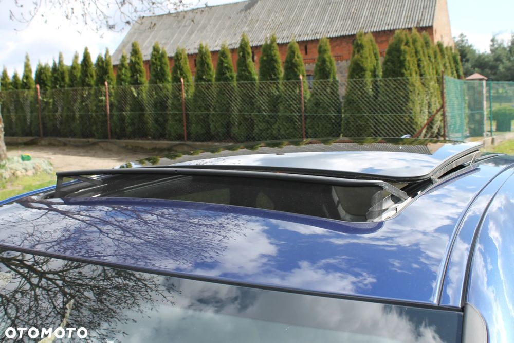 BMW Seria 2 216d - 33