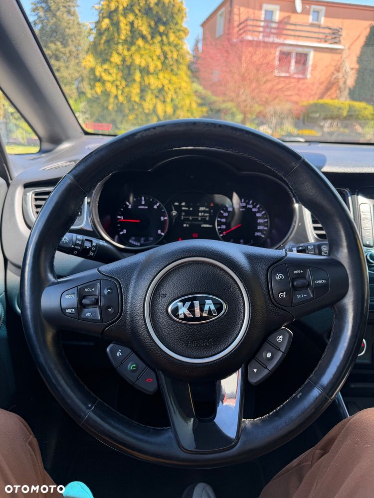 Kia Carens 1.7 CRDi 141 ISG Spirit - 16