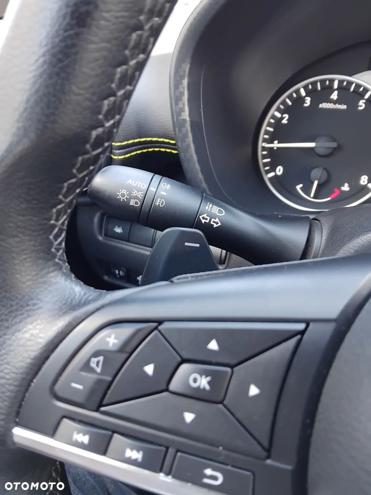 Nissan Juke 1.0 DIG-T Kiiro DCT - 11