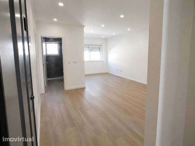 Apartamento T2 nas paivas 80 m2 - Grande imagem: 2/12