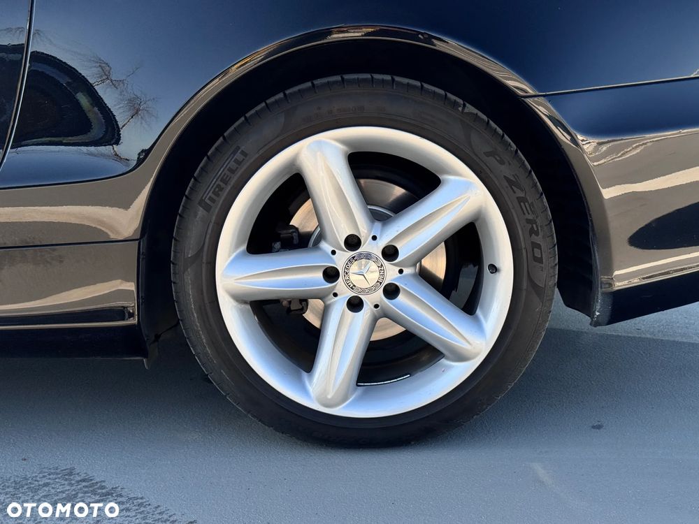 Mercedes-Benz SL - 13