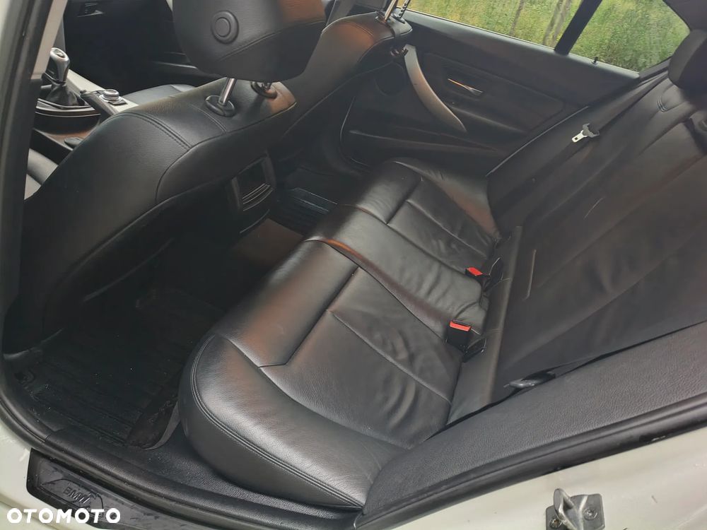 BMW Seria 3 2013