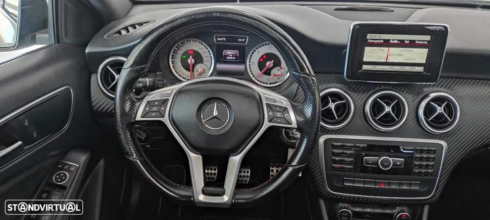 Mercedes-Benz A 180 d AMG Line - 10