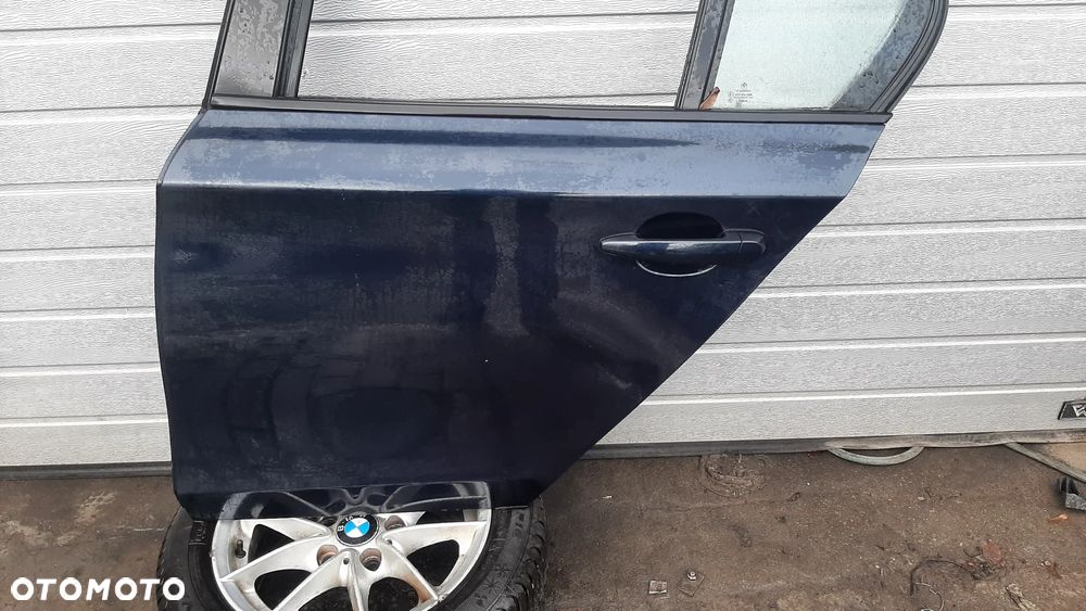 BMW 1 E87 DRZWI TYŁ  LEWE MONACOBLAU METALLIC - 1