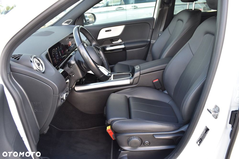 Mercedes-Benz GLA 220 d 4-Matic 8G-DCT - 32