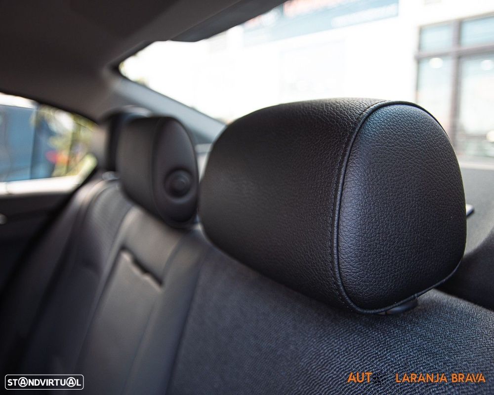 BMW 520 d Exclusive Auto 123g - 17