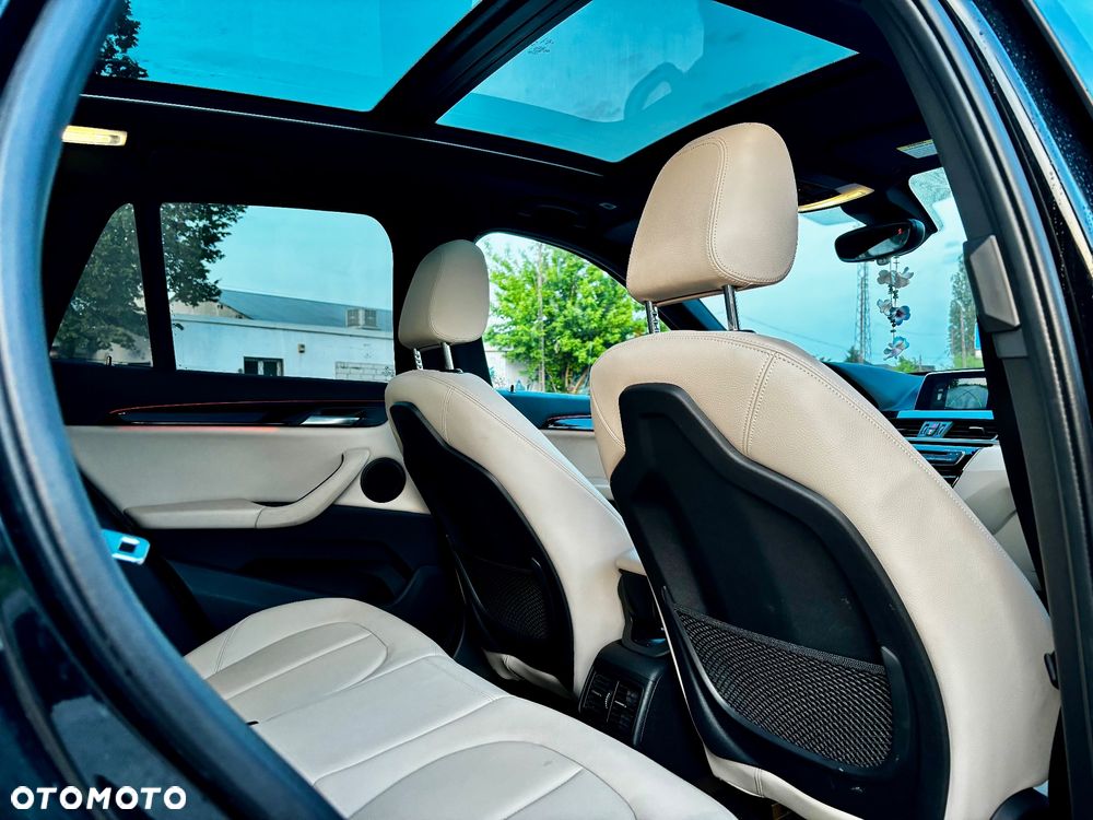 BMW X1 - 10