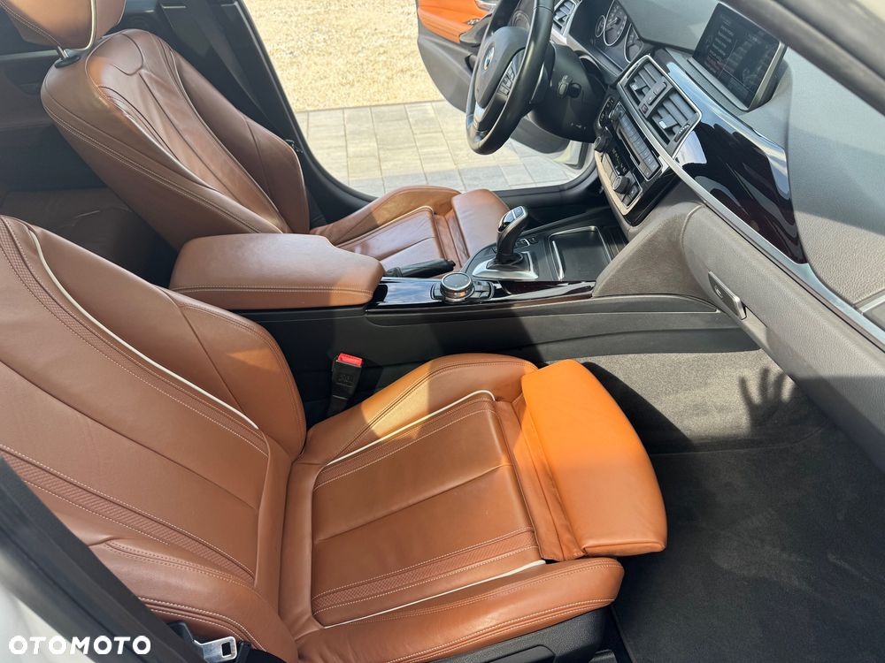 BMW Seria 3 335d xDrive Edition Luxury Line Purity - 11