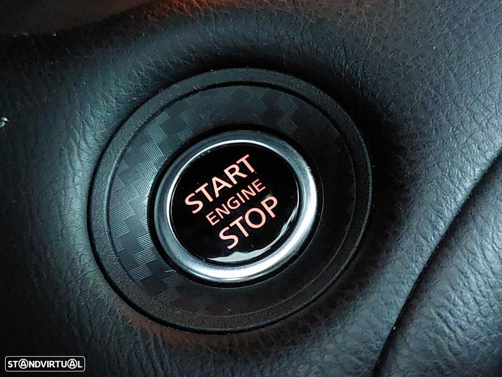 Nissan Juke 1.0 DIG-T N-Connecta DCT - 32