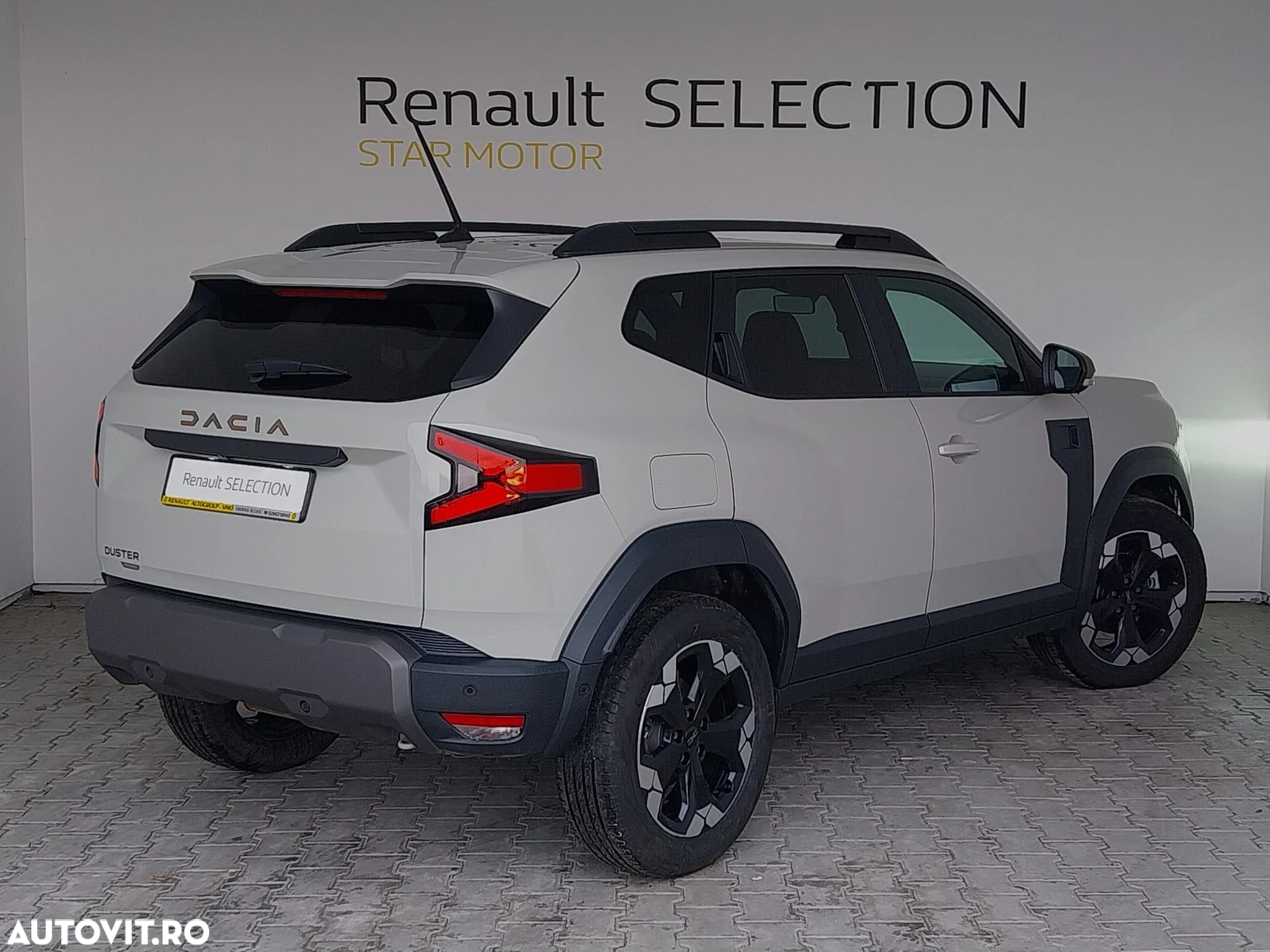 Dacia Duster HEV 140 Extreme - 2