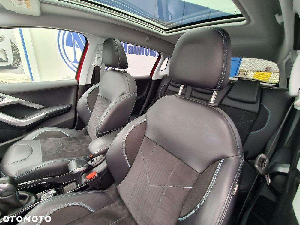 Peugeot 2008 1.2 Pure Tech Crossway S&S - 24